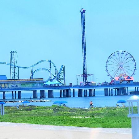Casaazul-2605B-Pleasure Pier & Beach A Block Away- 3Bed 2Bath 7 Beds- 7 Minutes To Cruise Terminal Galveston Extérieur photo