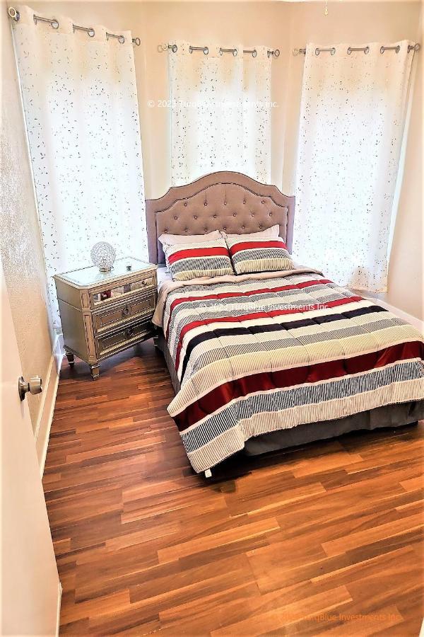 Casaazul-2605B-Pleasure Pier & Beach A Block Away- 3Bed 2Bath 7 Beds- 7 Minutes To Cruise Terminal Galveston Extérieur photo